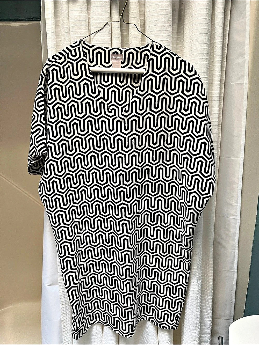 Chico's Geometric Midi Dress in Black & White Size Medium Like New